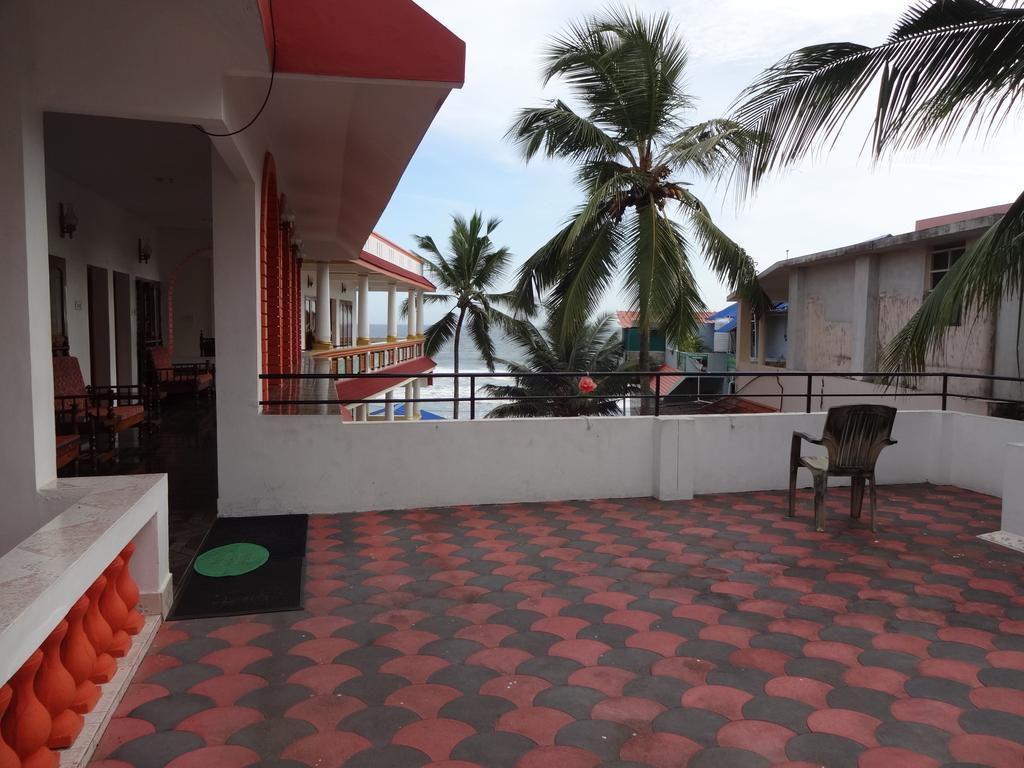 Hotel Sea View Palace - The Beach Hotel Kovalam Εξωτερικό φωτογραφία